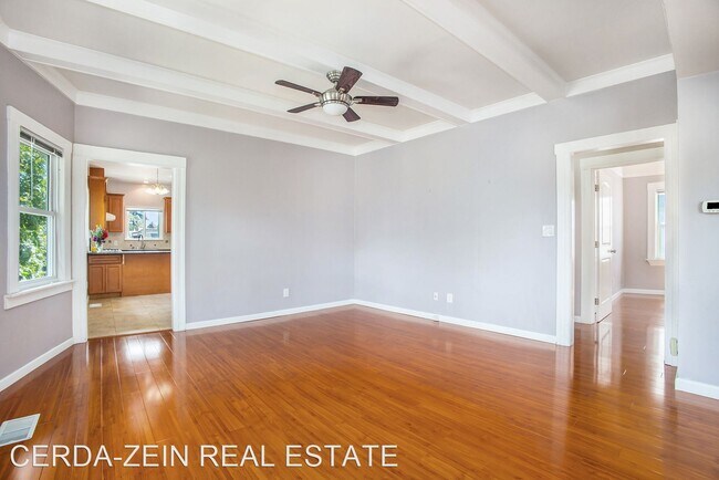 Building Photo - 3 br, 2 bath House - 1256 Regent Street