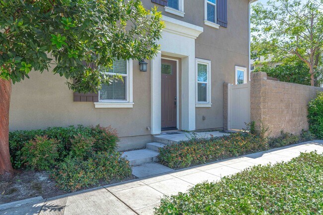 Foto del edificio - Modern, Move-In Ready Home with Attached 2-Car Garage