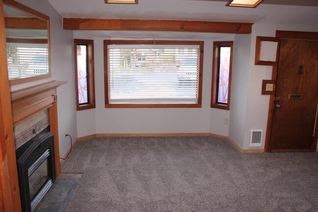 Building Photo - 1 br, 1 bath House - 455 11th Ave