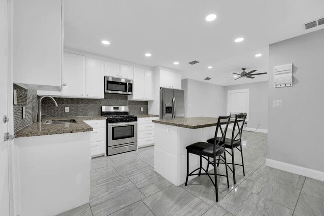 Building Photo - 2610 N Missouri Ave