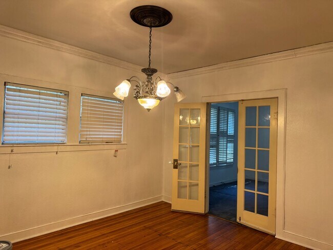 Foto del edificio - Adorable Cleburne Cottage