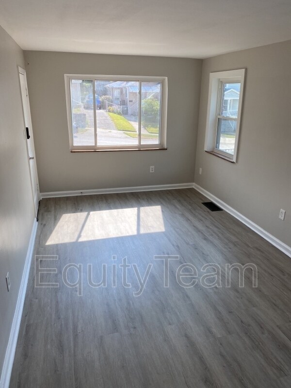 Foto del edificio - 3997 S Whetzel Ave