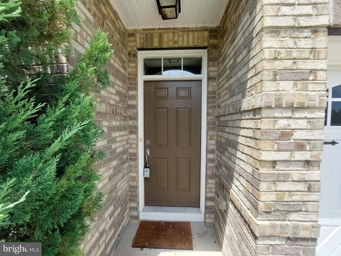 23195 Tradewind Dr, Ashburn, VA 20148 Townhouse for Rent in Ashburn