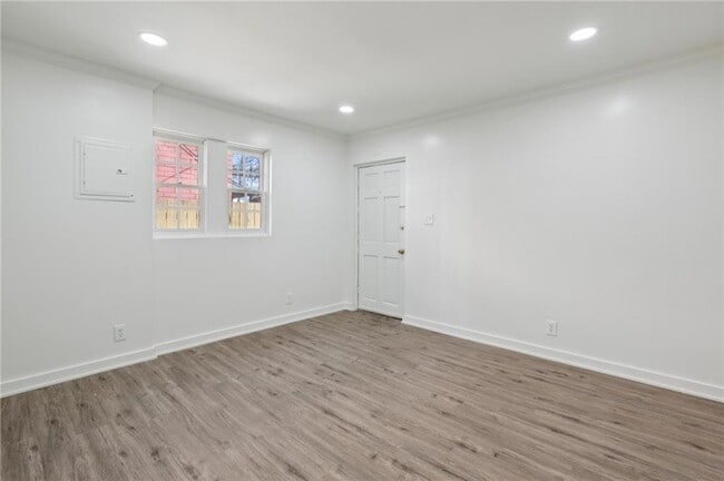 Foto del edificio - 1004 Wylie St SE