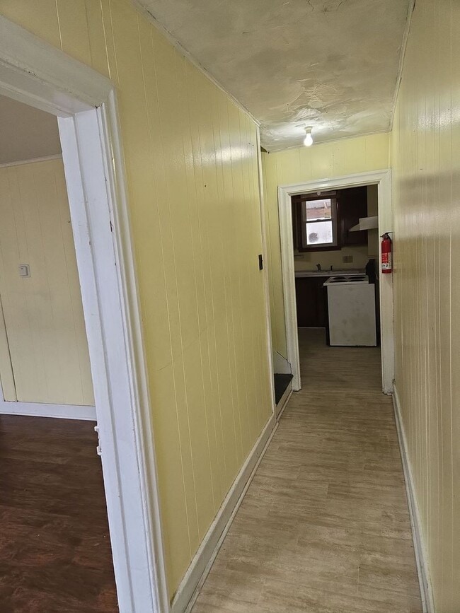 Foto del edificio - 2-12 Philadelphia Ave