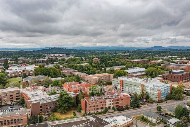 Foto del edificio - 1745 NW Jackson Ave