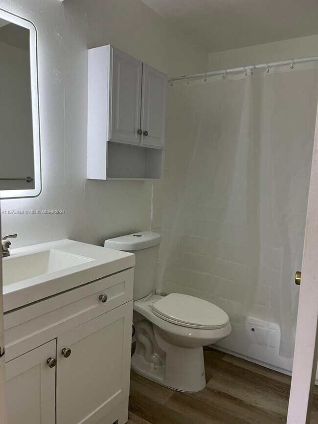 Foto del edificio - 4027 NW 87th Ave