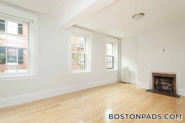 Building Photo - 85 Myrtle St