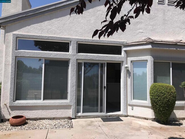 Foto del edificio - 580 Central Park Pl