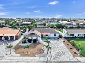 Building Photo - 6511 Santiago Ct