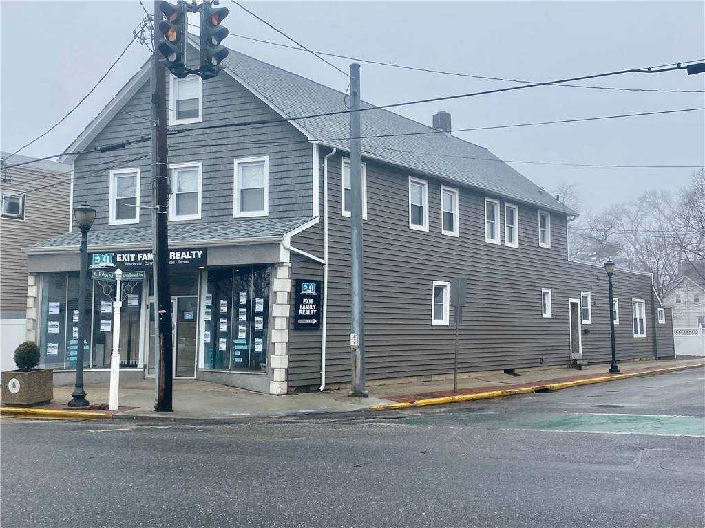 Primary Photo - 202 N Wellwood Ave