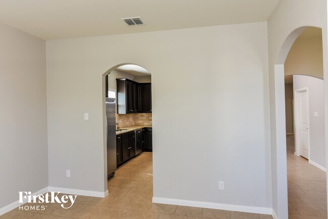 Foto del edificio - 12708 Shoreline Dr