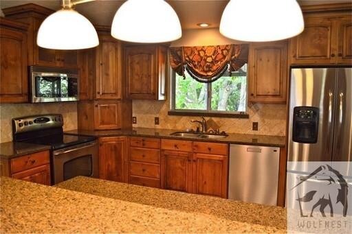 Building Photo - 4 bedroom in Pleasant Grove UT 84062
