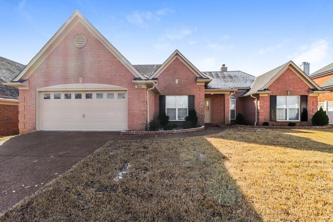 Building Photo - 9245 Tamhaven Dr