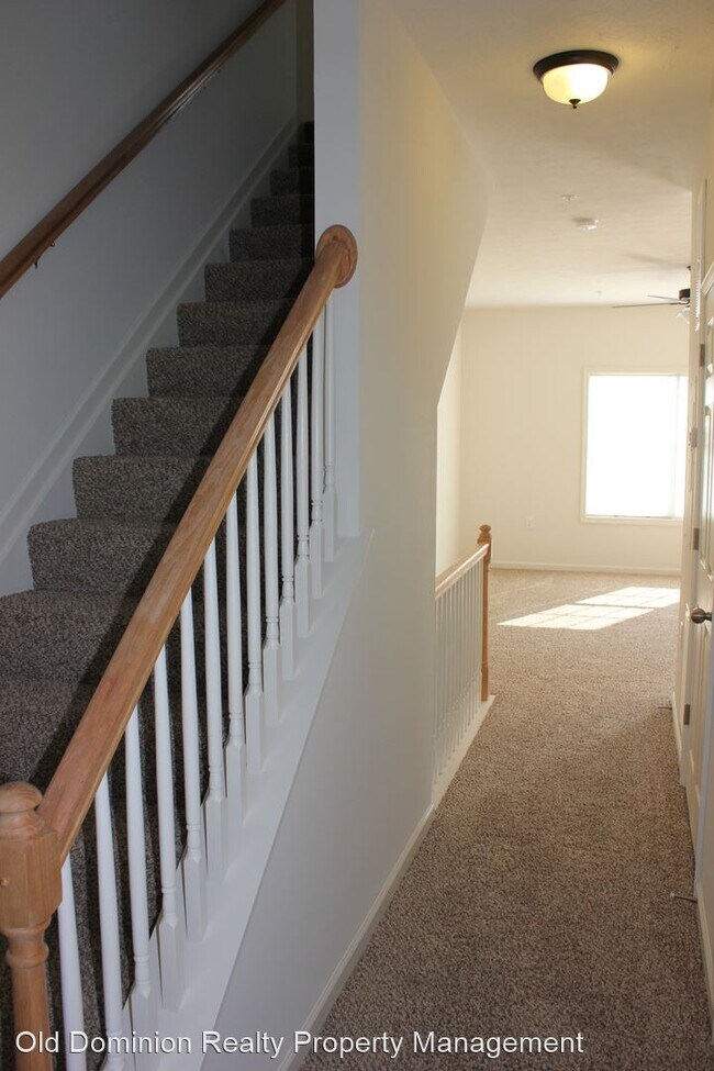 Building Photo - 1415 Taylor Grove Ln