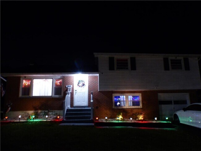 Foto del edificio - 2615 East Blvd