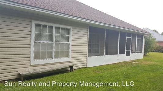 Building Photo - 3 br, 2 bath House - 22734 Lake South Drive