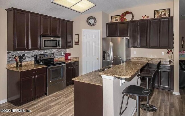 Building Photo - 136 Mahogany Bay Dr