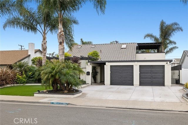 Primary Photo - 21661 Hilaria Cir
