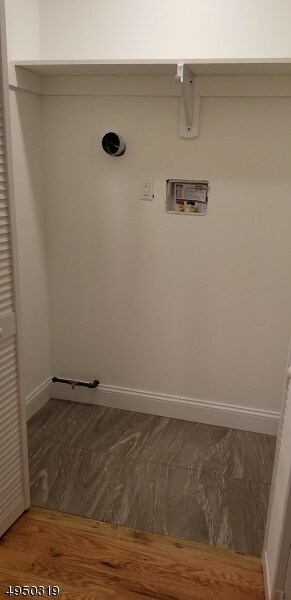 Foto del edificio - 391 E 23rd St