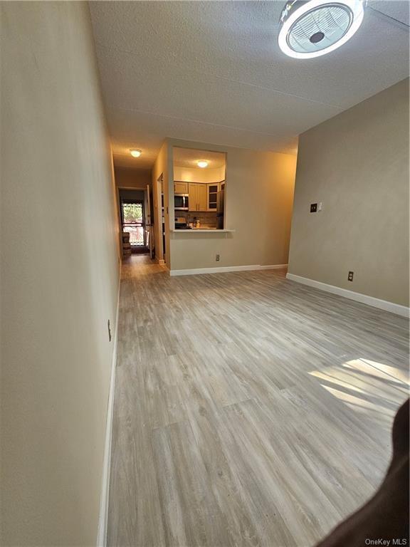 Foto del edificio - 1035 Bryant Ave