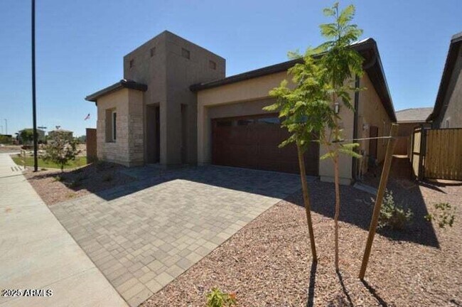 Building Photo - 9320 S 55th Pl
