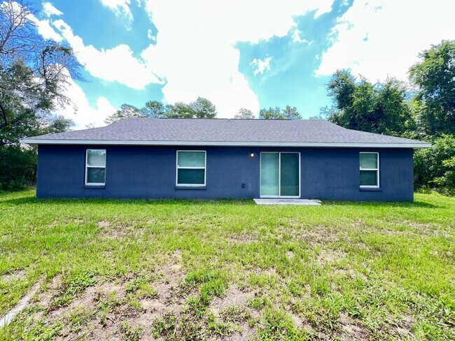 Building Photo - BEAUTIFUL  3 BD/2BA Home in Beautiful Ocala!