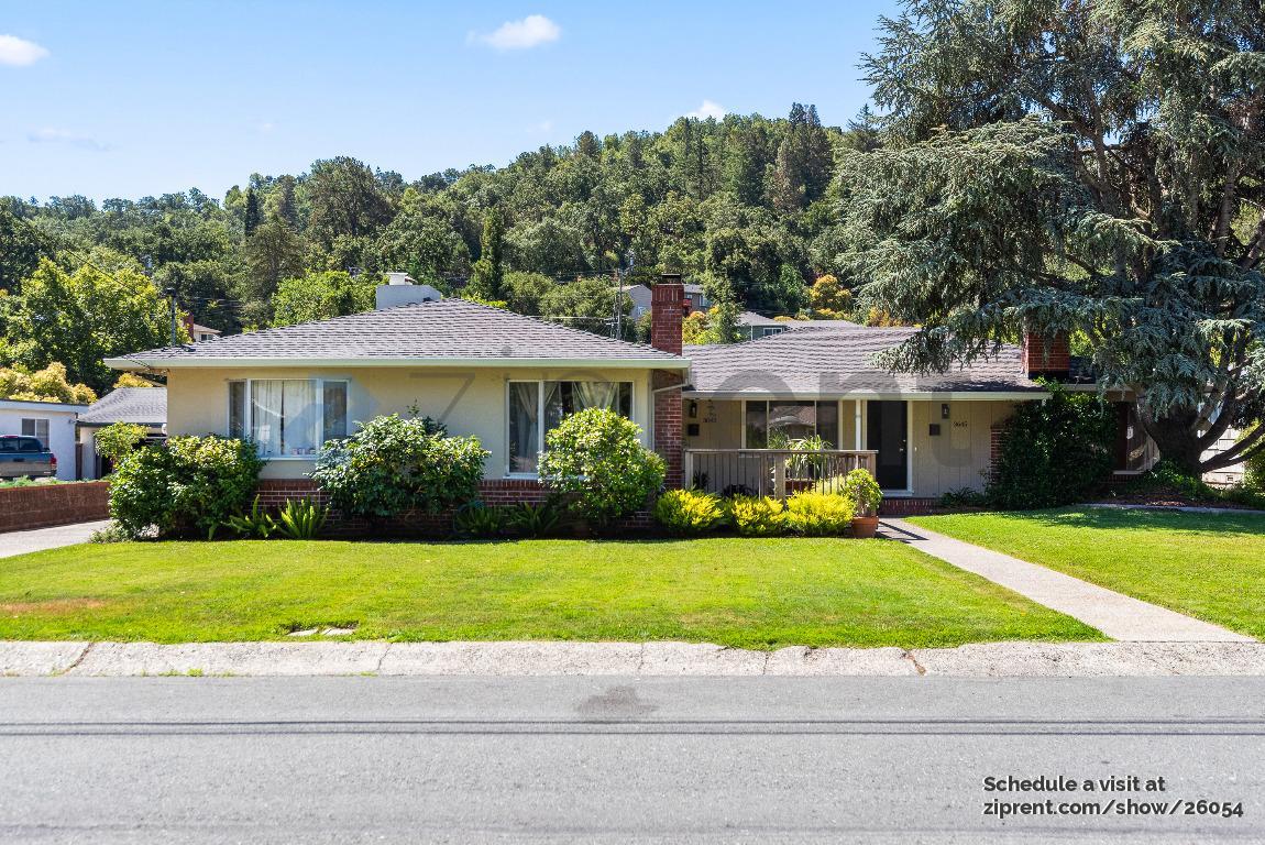 Foto principal - 3645 Mosswood Dr