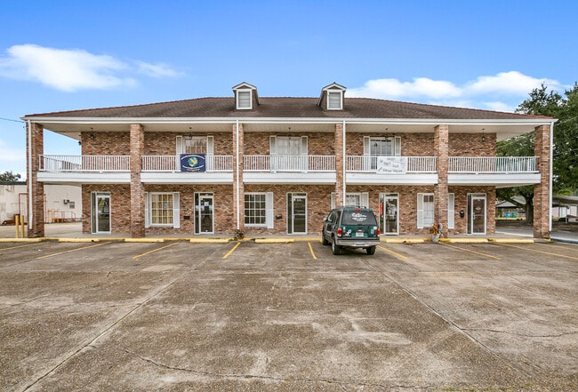 Building Photo - 601 E Judge Perez Dr