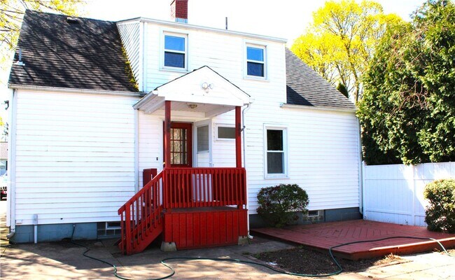 Building Photo - 3528 W 10th St