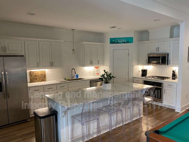 Foto del edificio - 1564 Bowstring Dr