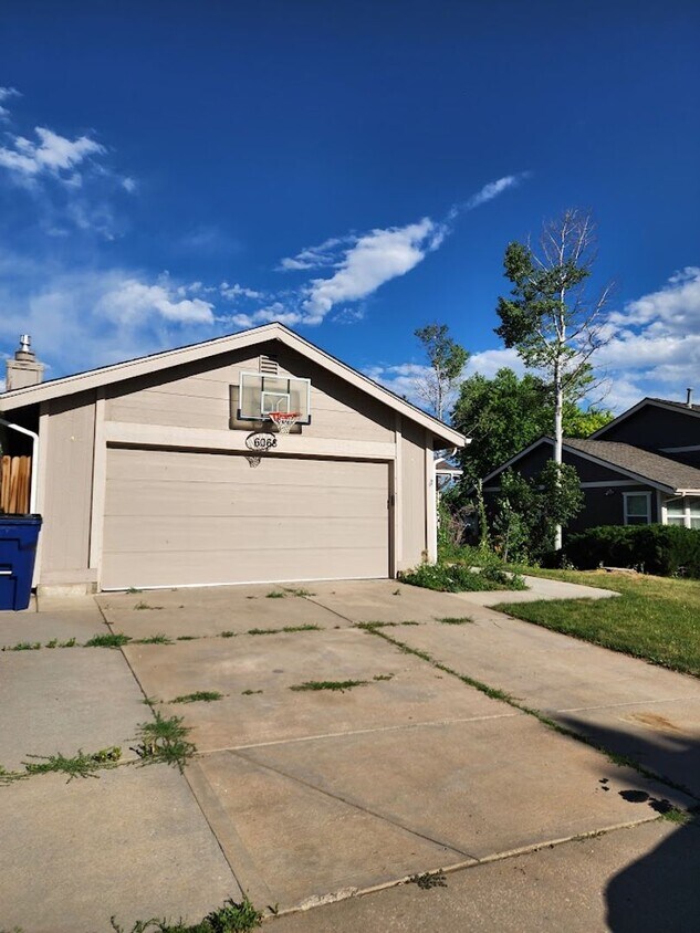 Long Realty & Property Management - 5 Bedr... - Long Realty & Property Management - 5 Bedr...