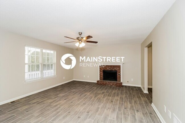 Foto del edificio - 3 Bedroom Pet-Friendly Home in Dallas, GA with Main Street Renewal