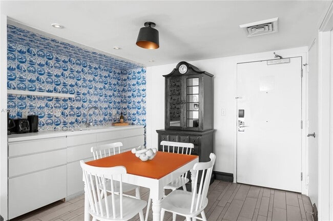 Foto del edificio - 1100 West Ave