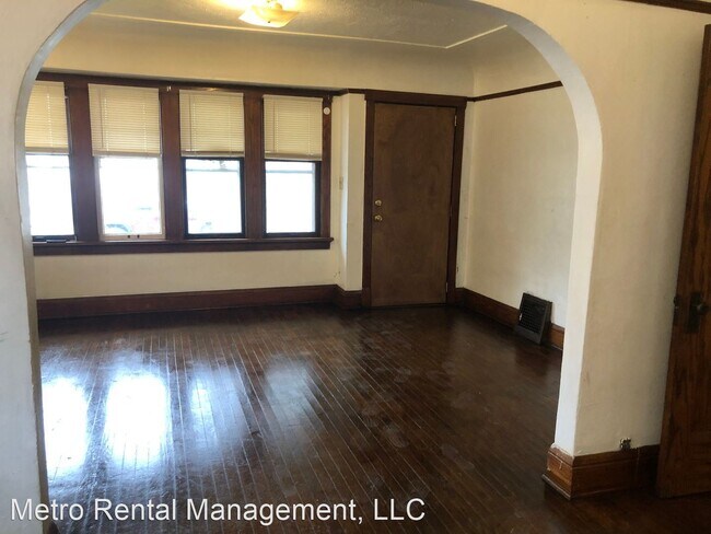 Building Photo - 3301 N 29th St