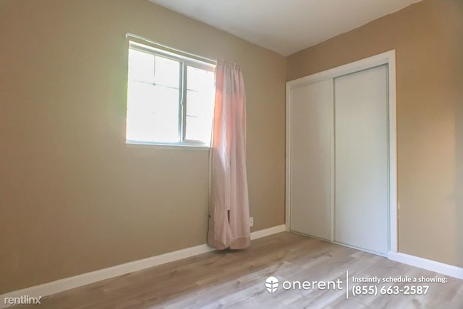Foto del edificio - 4 br, 2 bath House - 4691 Tango Way