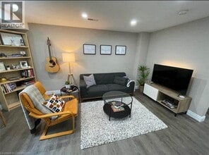 Building Photo - 249 Pineglen Cres
