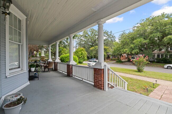 Foto del edificio - 2253 Herschel St