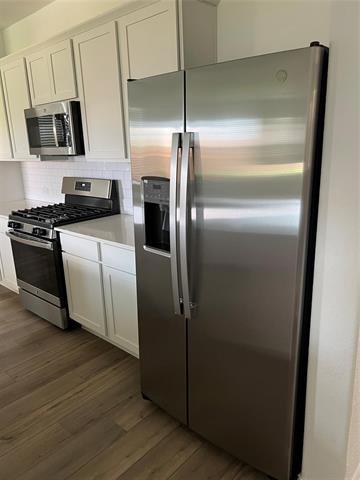 Building Photo - 8024 Acanthus St