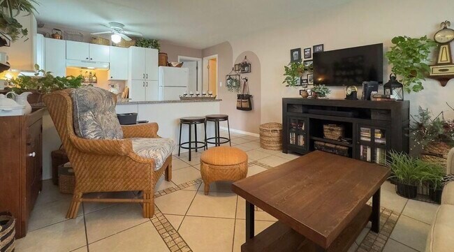 Foto del edificio - 902 NE 34th St