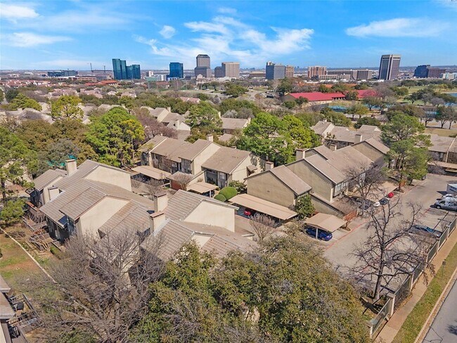 Building Photo - 4569 N O Connor Road Unit 1316X