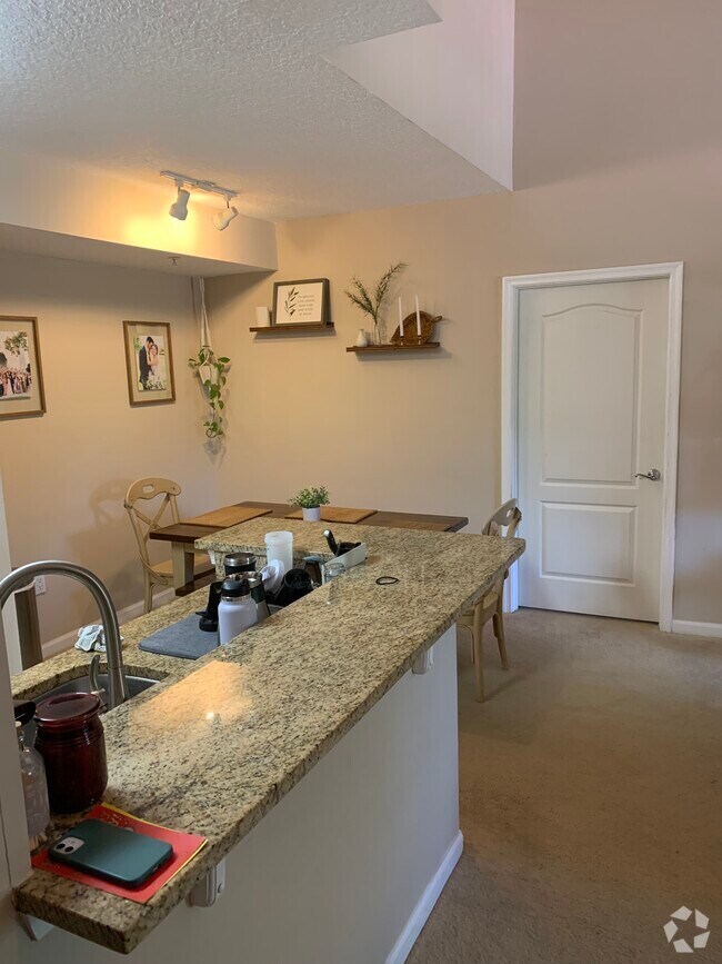 Grand Fairways at Harbor Apartments for Rent with Parking Vero Beach