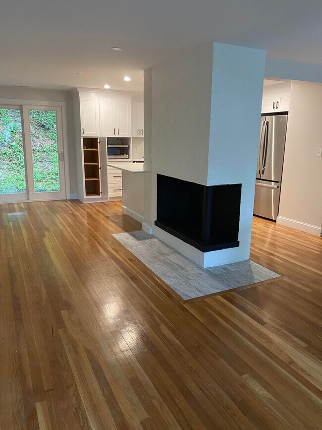 Building Photo - 99 Lancaster Ter