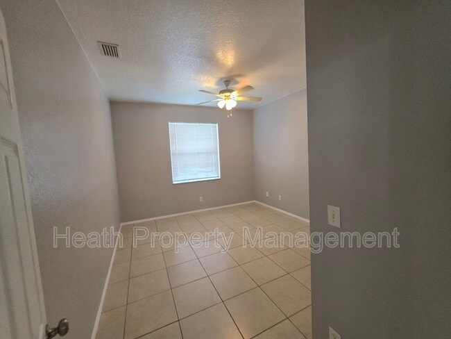 Foto del edificio - 5157 Rena St