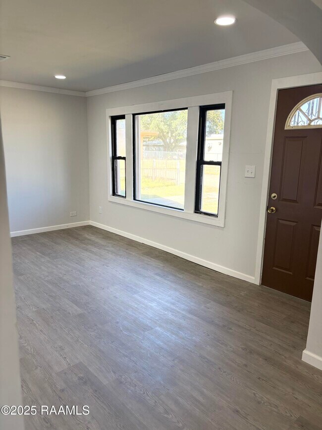 Foto del edificio - 1012 Virginia St