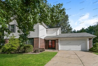 Building Photo - 10 Silver City Ct