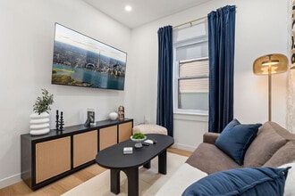 Building Photo - 168 McCaul St