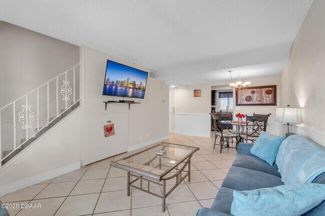 Foto del edificio - 1404 N Atlantic Ave