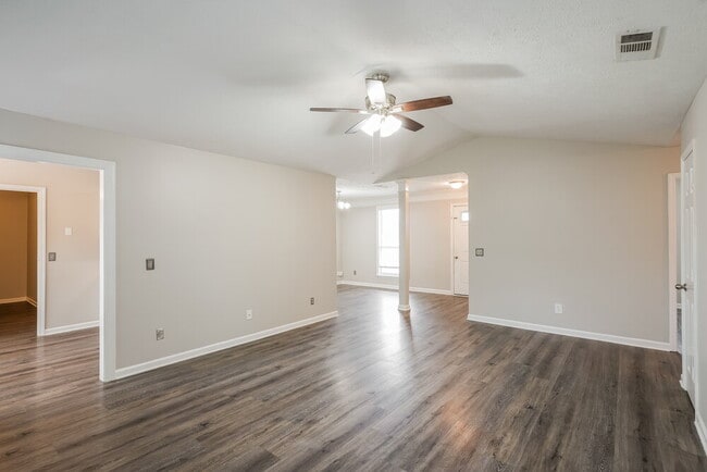 Building Photo - 809 Clearspring Ct