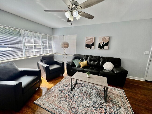 Photo - 4 BR 3 BATH ON WESTRIDGE! House